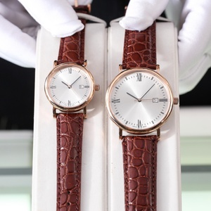 Conjunto de Relojes de Cuarzo para Pareja, Correa de Cuero con Grabado de Cocodrilo Negro, Esfera Plateada con Números Romanos, Omegaes - Product Image 5