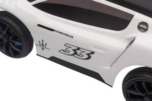 รถยนต์เด็กนั่งขับ Maserati MC20 GT2 ปี 2024 พร้อมพื้นที่วางเท้า ระบบไฟฟ้า กล่องดนตรี แตรพลาสติก สำหรับเด็กทั้งชายและหญิง - Product Image 4
