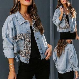 <span class=keywords><strong>Giacca</strong></span> Bomber Varsity da <span class=keywords><strong>Donna</strong></span> in Denim Autunnale Personalizzata Stile Vintage con Patchwork Leopardato di Lunghezza Corta - Product Image 2