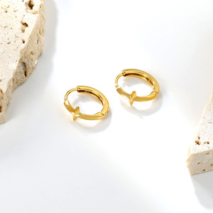 Boucles d'oreilles créoles en acier inoxydable plaqué or 18 carats, serties de zircons géométriques, pour femmes, bijoux tendance - Product Image 3