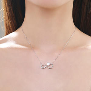 Collier chaîne personnalisable en cuivre version S925 en argent sterling avec pendentif cœur infini serti de zircons cubiques pour femme et fille - Product Image 2