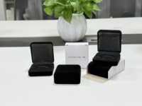 Boîte de rangement de luxe en velours pour badges, pièces de monnaie, médailles et souvenirs - Vente en gros