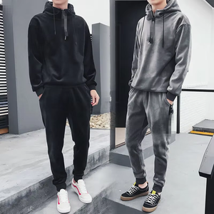 Chándal de Terciopelo para Hombre, Chándales de Terciopelo Personalizados de Alta Calidad para Hombre - Product Image 4