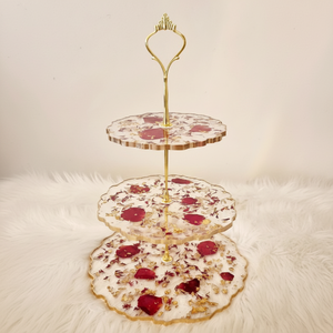 Ustensiles de cuisine élégants de qualité supérieure Serveur de gâteaux en époxy structuré Matériau en résine de pétales de roses séchées fascinant - Product Image 1