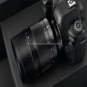 Lente Prime de Foco Fixo EF 50mm <span class=keywords><strong>F</strong></span>/<span class=keywords><strong>0.95</strong></span> para Câmeras Full-Frame com Construção em Metal e Vidro Óptico, Abertura <span class=keywords><strong>F</strong></span>/<span class=keywords><strong>0.95</strong></span>-<span class=keywords><strong>f</strong></span>/16 - Product Image 5