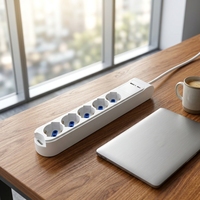 Multipresa Con USB Con Interruttore a Preale Dispone Di 5 Voies 10/16A Schuko