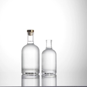 Cylindre 700ML Eau de source pétillante Bouteilles en verre clair carbonatées - Product Image 6