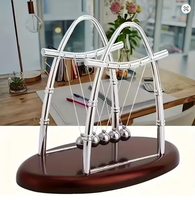Berceau de Newton : Boules d'équilibre en plastique, mouvement perpétuel, jouet pédagogique pour l'enseignement de la physique et des sciences, pendule, décoration d'intérieur