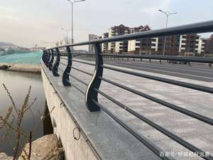 Puente Río Barandilla Tablón Valla de protección vial Barandilla Anticolisión de acero inoxidable Fabricante de Venta caliente - Product Image 2