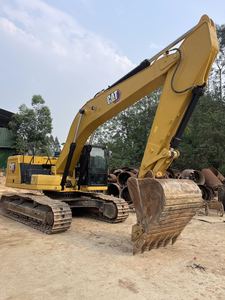 รถขุดตีนตะขาบไฮดรอลิก CAT 330 30 ตัน มือสองจากญี่ปุ่น สภาพพรีเมียม ชั่วโมงการทำงานต่ำ - Product Image 4