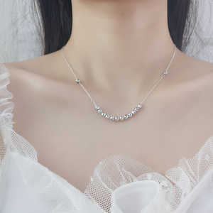 قلادة خانقة أنيقة بحروف مطلية بالذهب عيار 14 قيراط مع سلسلة لؤلؤ للنساء، مجوهرات رقيقة بحروف أولية، هدية شخصية بسيطة - Product Image 6