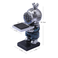 Conception amusante montre affichage dessin animé organisateur Figurine astronaute bureau montre cadeau d'anniversaire support de montre présentoir