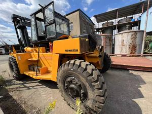 รถยกมือสอง KOMATSU FD250 ลดราคาพิเศษ ขายด่วน เครื่องจักรกลหนักสำหรับงานดิน - Product Image 4