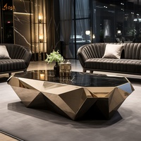 Salon intérieur de style moderne Décoration d'art abstrait Table basse pour thé en métal doré avec diamant Table en acier inoxydable poli miroir