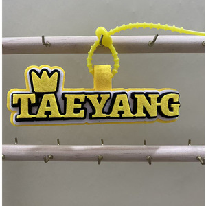 Etiqueta de equipaje de fieltro <span class=keywords><strong>BIGBANG</strong></span>, colgante de fieltro hecho a mano con el nombre de G-Dragon Taeyang Daesung, adorno para bolso de concierto, regalo de colección para fans del Kpop - Product Image 6