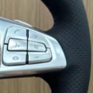 พวงมาลัยหนังคาร์บอนไฟเบอร์แบบ Facelift สำหรับรถยนต์เมอร์เซเดส-เบนซ์ สำหรับ <span class=keywords><strong>Mercedes</strong></span>-<span class=keywords><strong>Benz</strong></span> GLE CLA 45 C6S C43 E63 <span class=keywords><strong>AMG</strong></span> GT W212 W204 W205 - Product Image 4