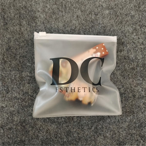 <span class=keywords><strong>Sacchetti</strong></span> di <span class=keywords><strong>Plastica</strong></span> per Imballaggio Gioielli di Piccole Dimensioni con Logo, Buste Trasparenti/Satinate in PVC per Gioielli, Piccole Buste con Cerniera per Orecchini Grandi - Product Image 5