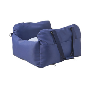 Coussin de voiture pour animaux Golden Pet 40x35x35cm bleu clair, amovible, lavable, portable, pour un voyage sûr et confortable - Product Image 3