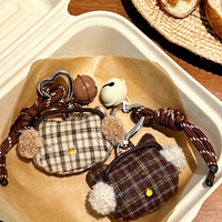 Gantungan Kunci Kain Kotak-kotak, Gantungan Kunci Bentuk Hati yang Lucu, Liontin Tas Tangan Retro yang Menawan, Aksesoris Hadiah untuk Pacar.