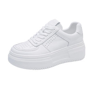 Zapatillas Deportivas Blancas con Plataforma Qiaofeifei para Mujer, Tacón Alto de 6-8 cm, Transpirables, con Cordones, Casuales - Product Image 1