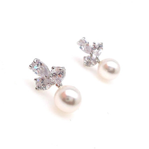Orecchini a Perno a Forma di Foglia d'Acero per Donne, Accessorio Semplice per Uso Quotidiano, Gioiello di Moda - Product Image 6