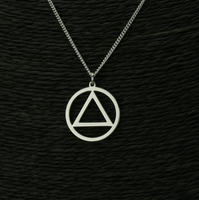 Collier de sobriété plaqué or 18 carats de haute qualité, cadeau de récupération, sans ternissement, symbole de l'Alcoolisme anonyme, pendentif, bijoux