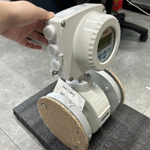 مقياس تدفق كهرومغناطيسي <span class=keywords><strong>ABB</strong></span> Master FEP631 من الفولاذ المقاوم للصدأ، عالي الأداء للاستخدامات الصناعية، متوفر في المخزون - Product Image 2