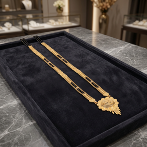 Mangalsutra chapado en oro, joyería de temporada de bodas, joyería tradicional, colgante Mangalsutra para mujer, chapado en oro laminado - Product Image 4