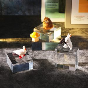 Wholesale 2x2x1 Inch Clear Square <strong>Display</strong> Block Polished Acrylic Cube Jewelry <strong>Display</strong> Holder <strong>Base</strong> Stands - Product Image 4