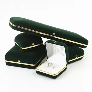 Boîte à bijoux Vintage en velours avec Logo personnalisé, boîte à bagues de mariage personnalisée en flanelle