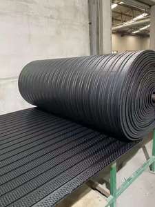 Tapete de borracha antiderrapante para gado Stalls & Horse Barns durável fácil de limpar Farm Matting com superfície ranhurada - Product Image 5