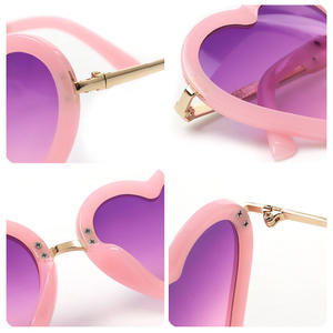 نظارات شمسية جديدة للأطفال بألوان متدرجة علبة قلب جميلة - Product Image 3