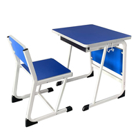 Bureaux et chaises d'école modernes écologiques avec crochets pour sacs à dos et tiroirs pour appartement et chambre à coucher – Mobilier d'étude durable pour étudiants