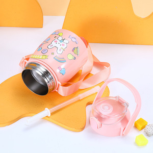 Botella de acero inoxidable 900 para niños de dibujos animados de 304 ml, tapa abatible bloqueable con asa de elevación de pajita, botella de agua de cuerda portátil - Product Image 6