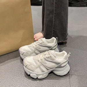 Nuevas Zapatillas de Plataforma de Lujo para Mujer 2025: Diseño de Marca, Aumento de Altura, Estilo Moderno - Product Image 4