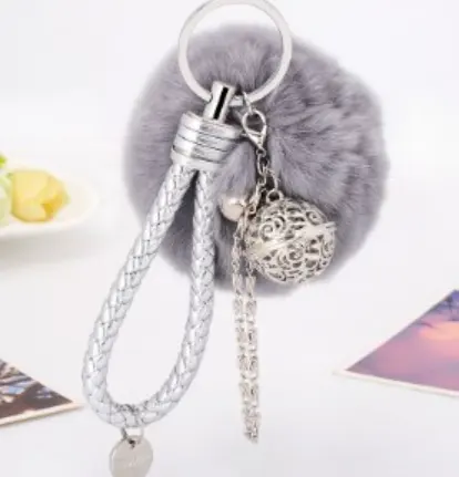 Porte-clés avec cloche en métal pour femme, accessoire de voiture, pendentif de sac, porte-clés boule en peluche, créatif, petit cadeau