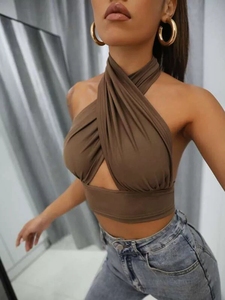 Top Corto Sexy con Escote Halter Cruzado en Blanco, Blusa sin Mangas, Camiseta Única para Mujer - Product Image 4
