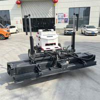 Machine à laser multi-usages avec système de couplage rapide pour le nivellement des sols de construction à usage mixte