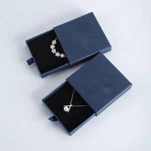 Caja de Joyería de Lujo con Diseño Personalizado y Logotipo, para Anillos, Pulseras y Collares, Cuatro Tamaños, Precio al por Mayor - Product Image 6