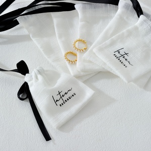 Nouvelle conception, sac à bijoux en coton et lin personnalisé avec cordon de serrage, pochette pour bagues, boucles d'oreilles, colliers, sac de rangement - Product Image 6