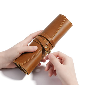 Astuccio da Viaggio Arrotolabile in Vera Pelle Personalizzato OEM ODM per Penne Stilografiche, Matite e Penne a Sfera - Custodia per <span class=keywords><strong>Artisti</strong></span> - Product Image 2