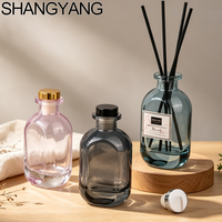 Nouvelle conception, flacon de parfum en verre noir personnalisé de 50 ml, 150 ml, 500 ml, flacon diffuseur de parfum en verre vide de luxe de 200 ml