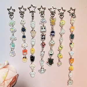 Porte-clés en acrylique de <span class=keywords><strong>dessin</strong></span> animé avec plusieurs cordons et design de deuxième création - Product Image 3