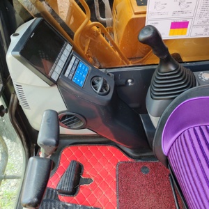 รถขุดมือสองญี่ปุ่น KOMATSU PC200 26 ตัน ปี 2021 พร้อมเครื่องยนต์ เกียร์ PLC ปั๊มไฮดรอลิก แบริ่ง มอเตอร์ สภาพดี ราคาถูก - Product Image 6