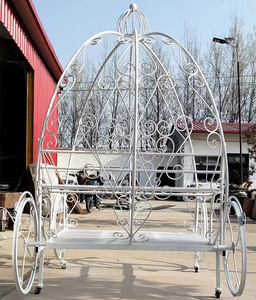 मिनीइंग व्हाइट हॉलिडे फेस्टिवल वेडिंग हॉर्स कैरिज आयरन प्रॉप्स कद्दू कार्ट सजावट दुल्हन और दूल्हे के लिए पहियों पर - Product Image 3