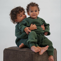 Kinder Extra Dickes Strickset 2-teilig Gerippte Verdickte Strickpullover und Hosen Unisex Übergroßes Strick-Top-Set für den Winter