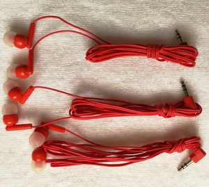 Einweg-Tour-Audio-In-Ear-Kopfhörer Großpackung IPX-4 Wasserdicht CE RoHS Zertifiziert ABS+PVC Anpassbare Farbe 3,5mm Schnittstelle - Product Image 3
