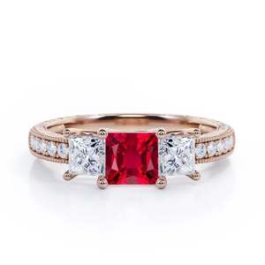 Bague de Mariage Classique en Argent Sterling 925 Plaqué Or avec Rubis et Zircon Créés en Laboratoire de 1,25 Carat, Certifiée par un Certificat Tierce Partie, Coupe Princesse - Product Image 3