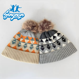 Nouvelle arrivée hiver laine tricoté <span class=keywords><strong>bonnet</strong></span> femmes fourrure <span class=keywords><strong>pompon</strong></span> chapeau <span class=keywords><strong>femme</strong></span> femmes protection des oreilles coupe-vent tricoté chapeau chaud chapeau - Product Image 4