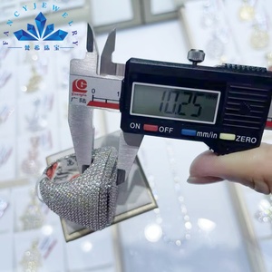 화려한 저렴한 보석 넓은 마이크로 파베 모이사나이트 반지 힙합 록 펑크 풀 아이스드 아웃 모이사나이트 반지 남녀 공용 - Product Image 6